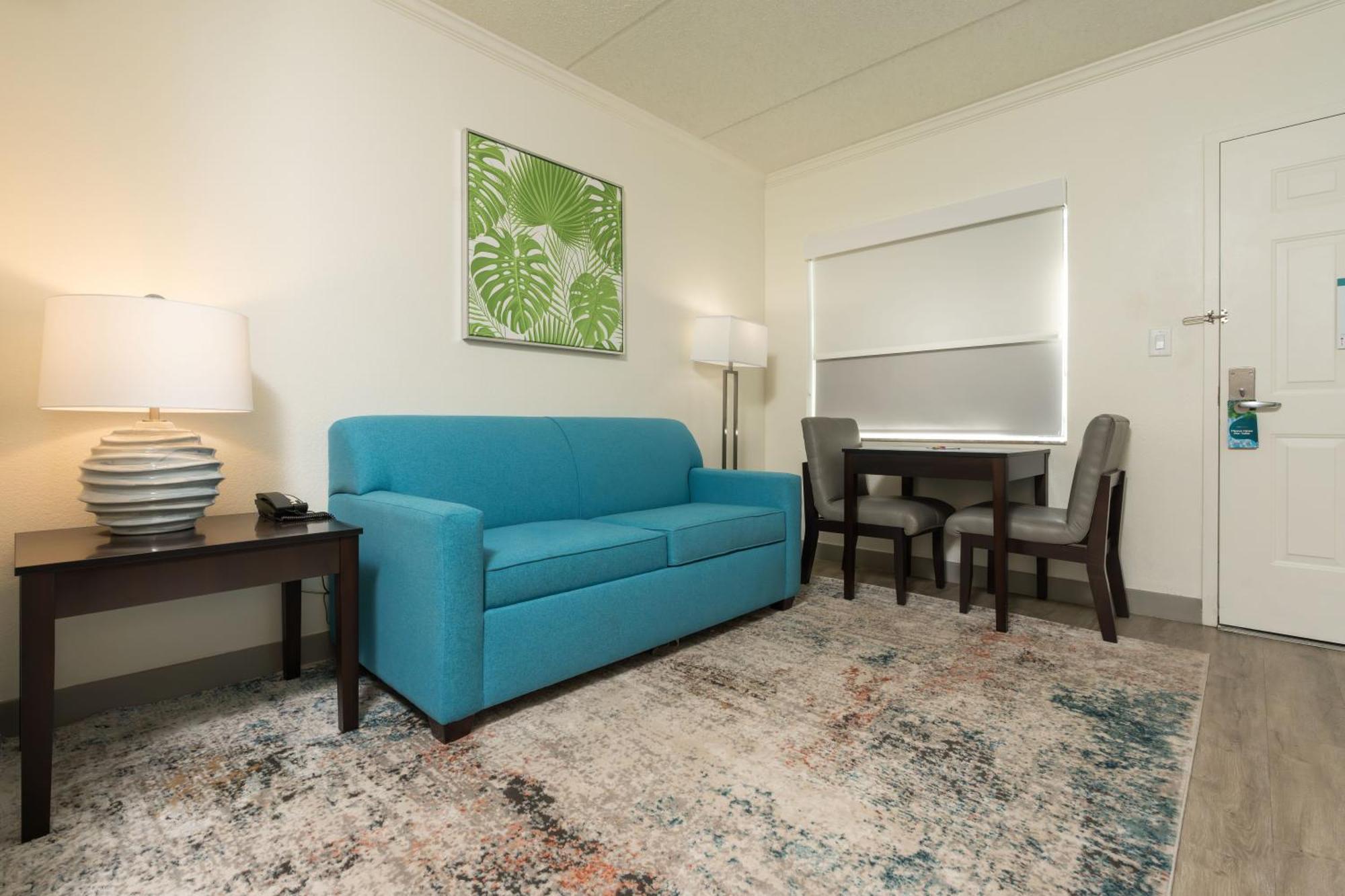 Oasis Bay Suites, Tampa, Busch Gardens, Usf Bagian luar foto