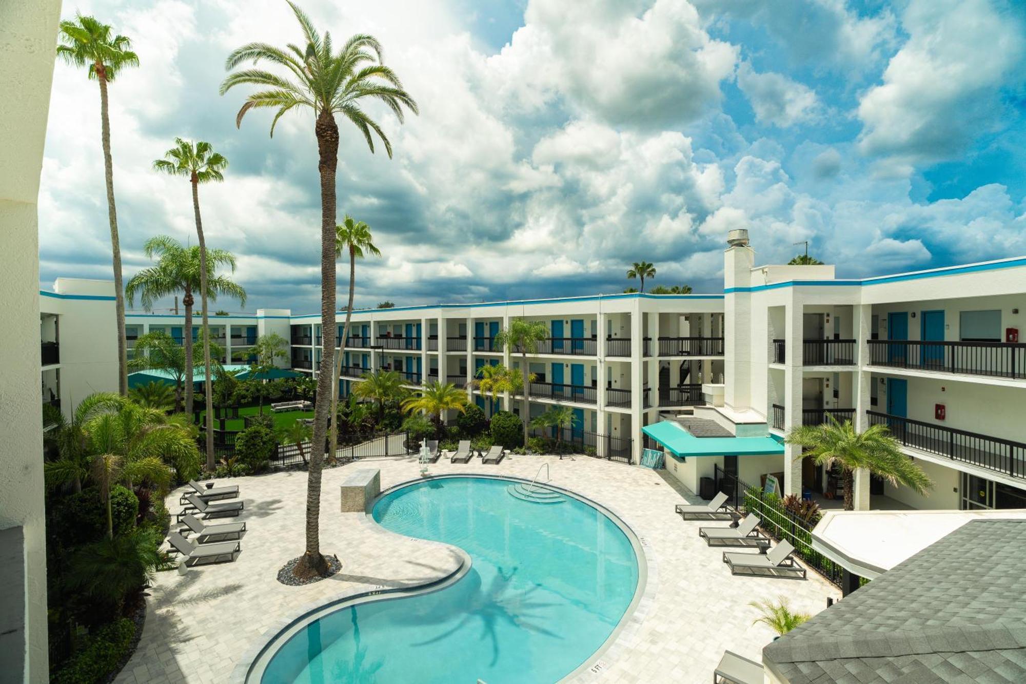 Oasis Bay Suites, Tampa, Busch Gardens, Usf Bagian luar foto